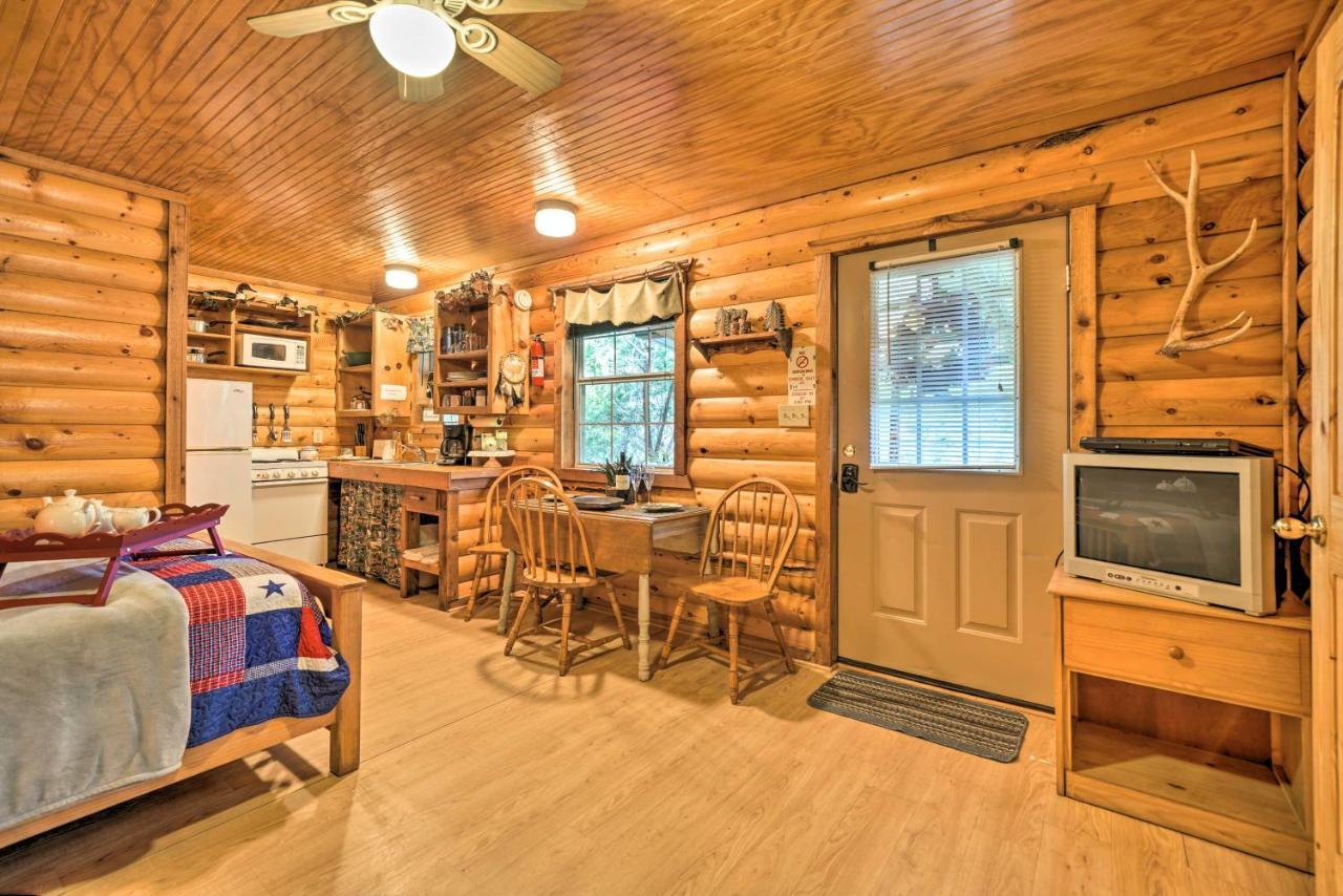 Cozy Davis Cabin With Deck - Nestled By Honey Creek! Zewnętrze zdjęcie