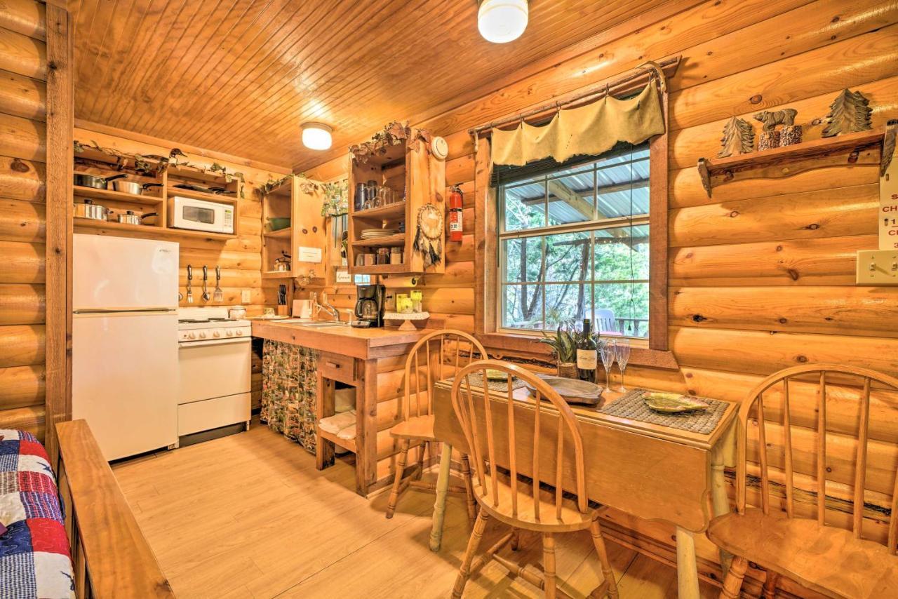 Cozy Davis Cabin With Deck - Nestled By Honey Creek! Zewnętrze zdjęcie