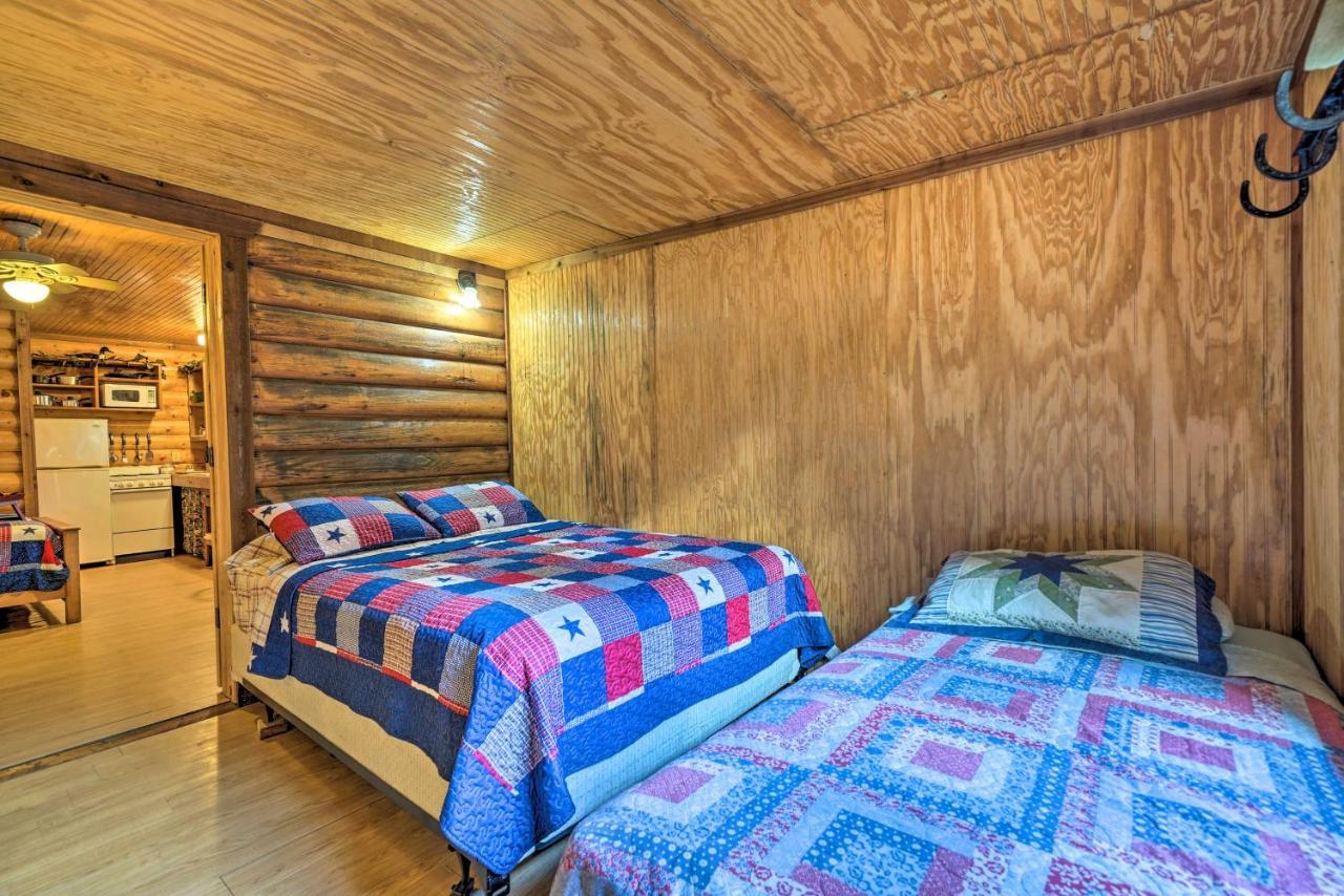Cozy Davis Cabin With Deck - Nestled By Honey Creek! Zewnętrze zdjęcie