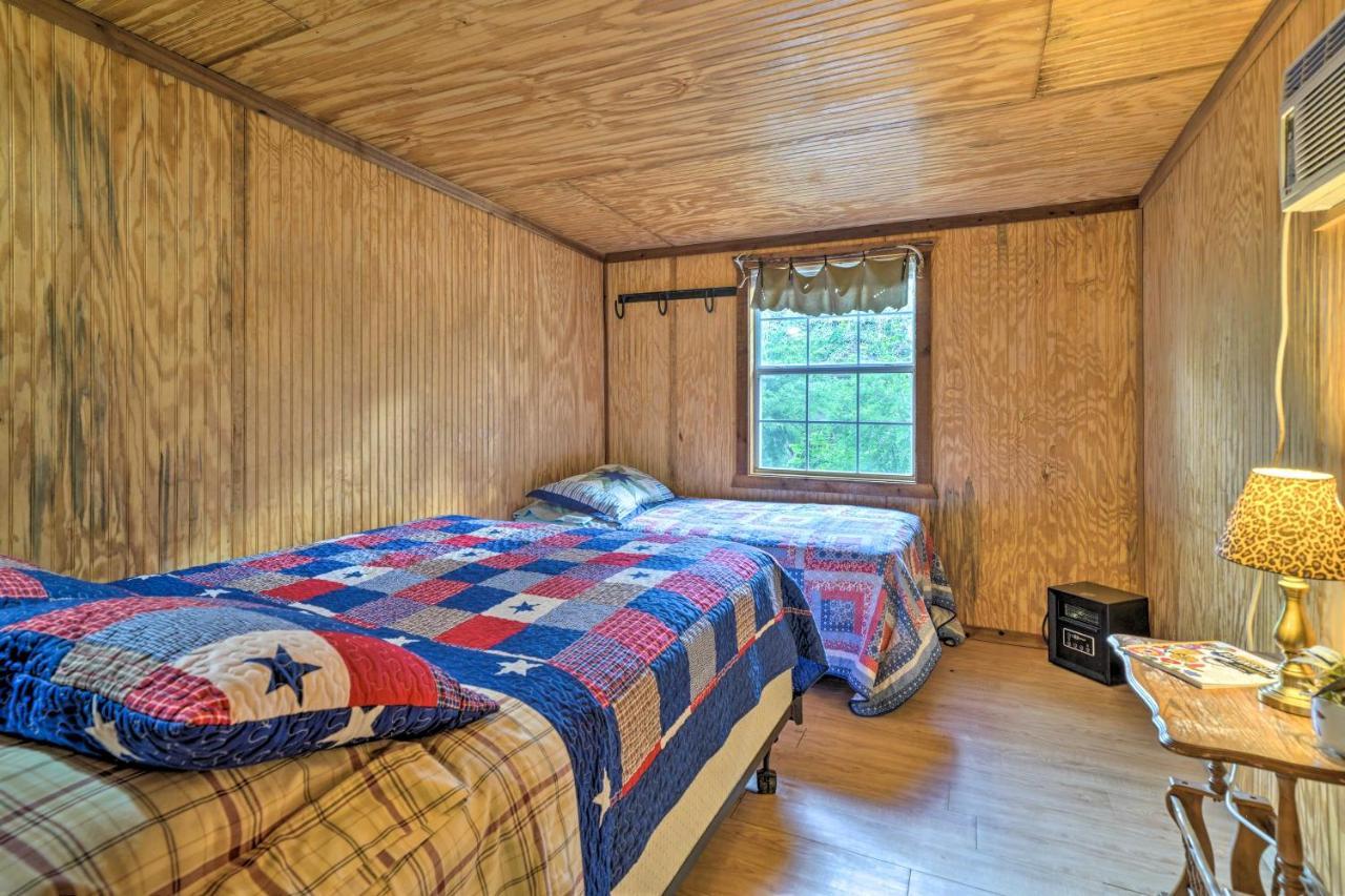 Cozy Davis Cabin With Deck - Nestled By Honey Creek! Zewnętrze zdjęcie